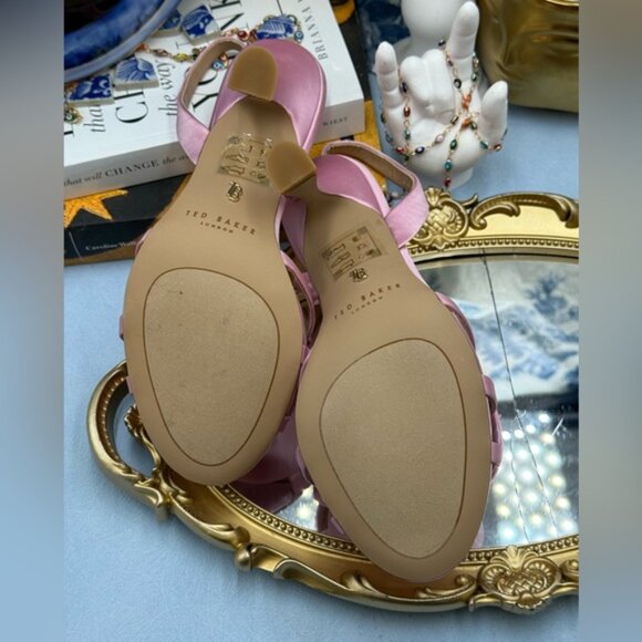 🆕 TED BAKER LONDON 🧿 NWOB ARIA ROSE Pink Floral Applique Sandal, Sz 6.5 / 37 - Picture 13 of 14